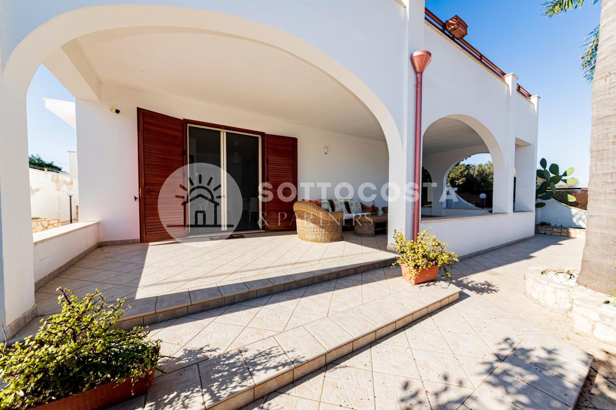 Giorni Salentini Acomodação com café da manhã Torre Lapillo Exterior foto
